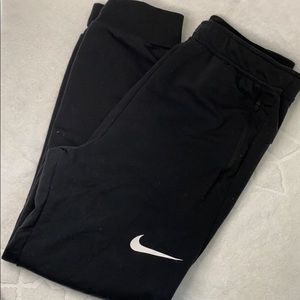 Nike youth boy joggers